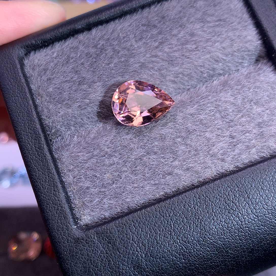 碧玺珠宝奇石未镶嵌3.29ct