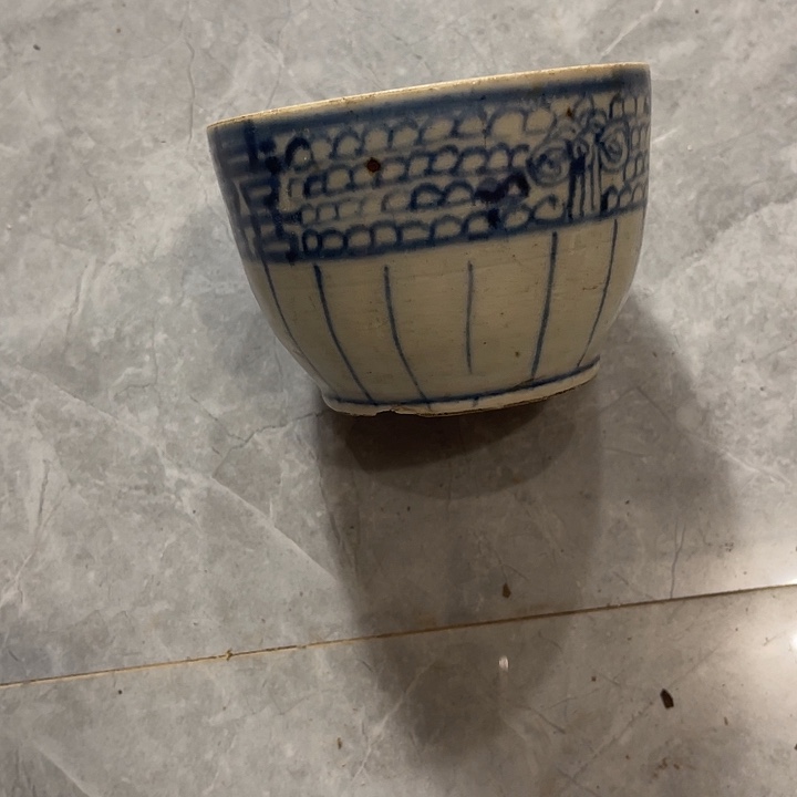罐笑***?青花小糖罐有了磕