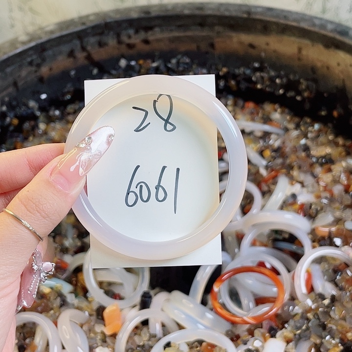 玛瑙/玉髓手镯未镶嵌28