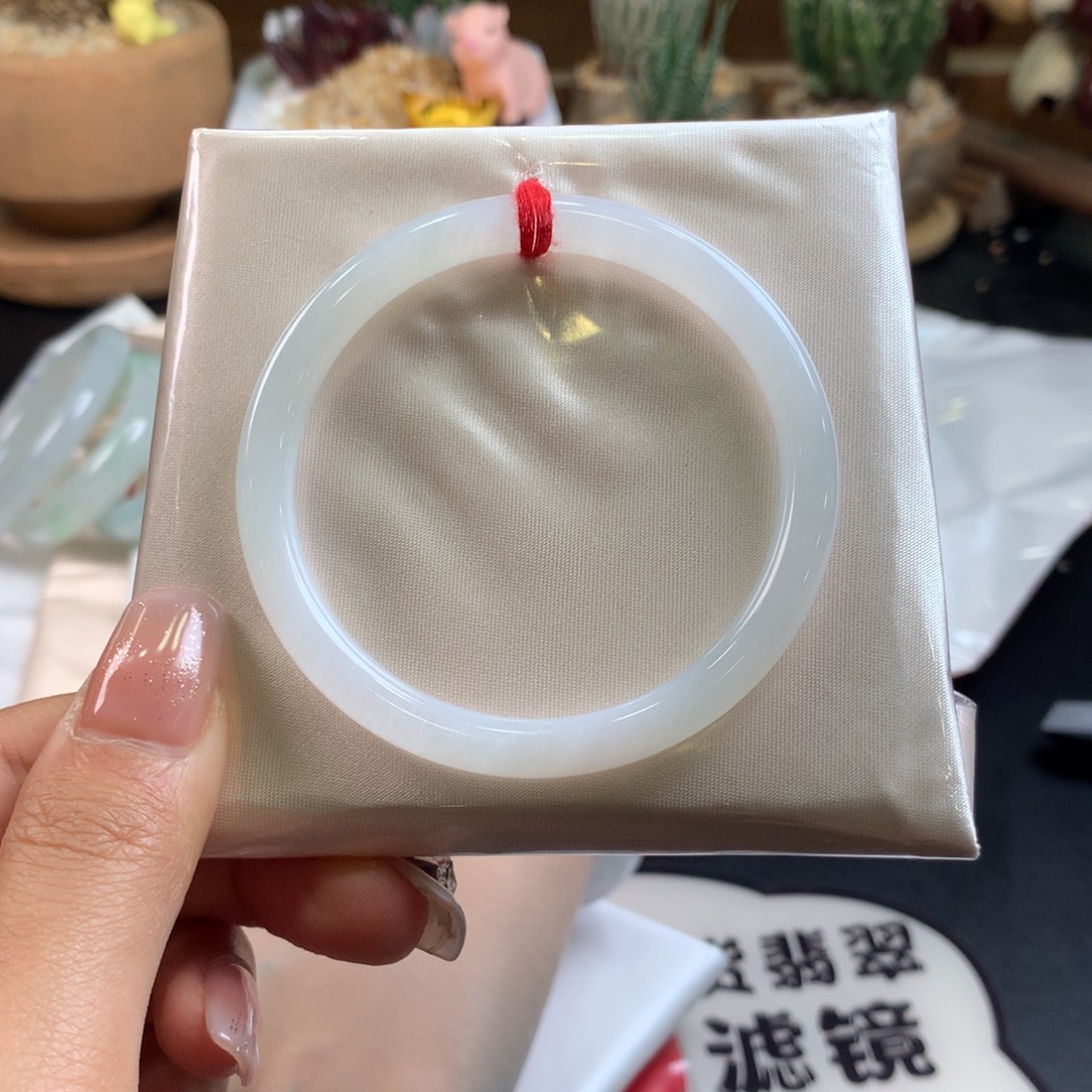 翡翠未镶嵌手镯53圈口