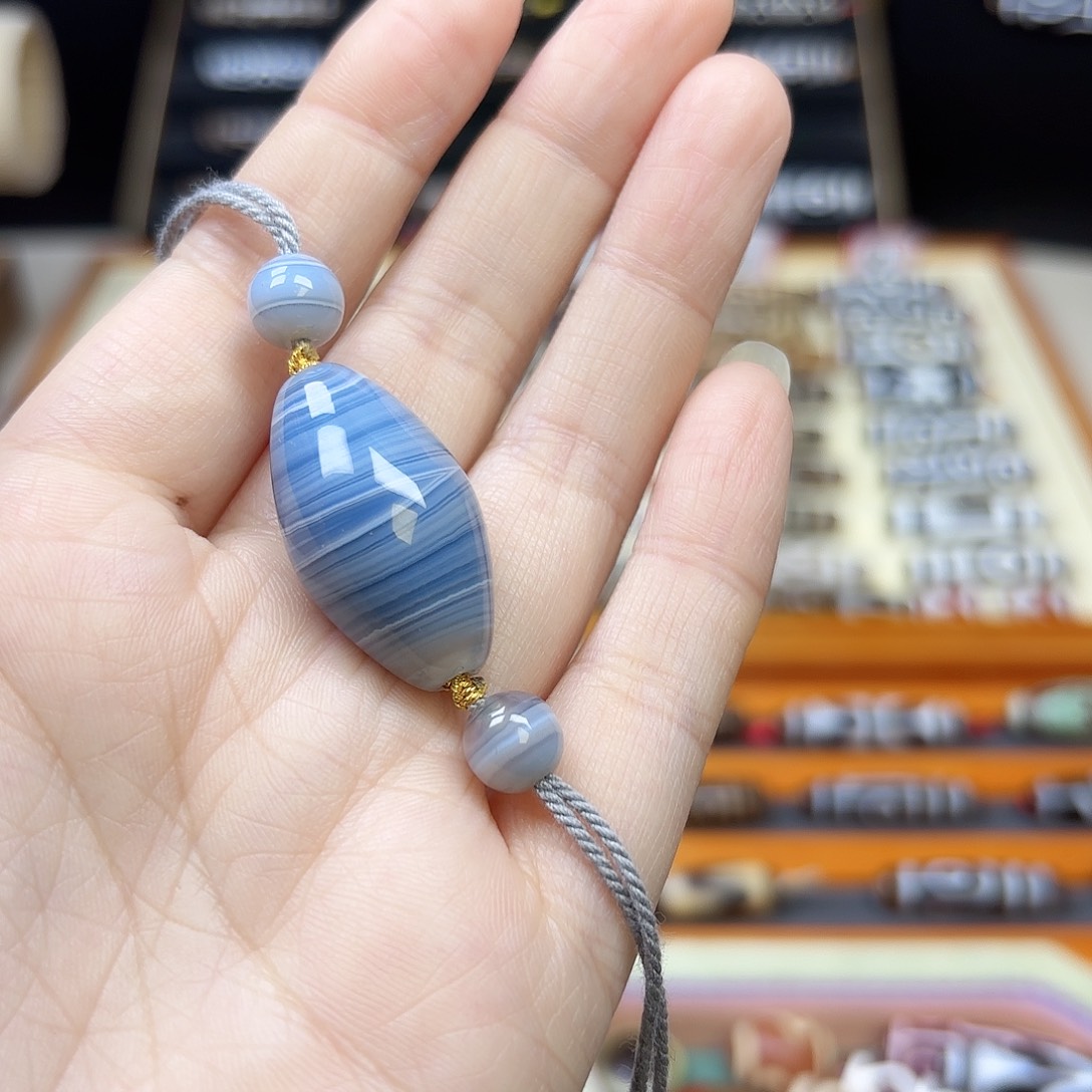 玛瑙/玉髓颈饰未镶嵌兔****7