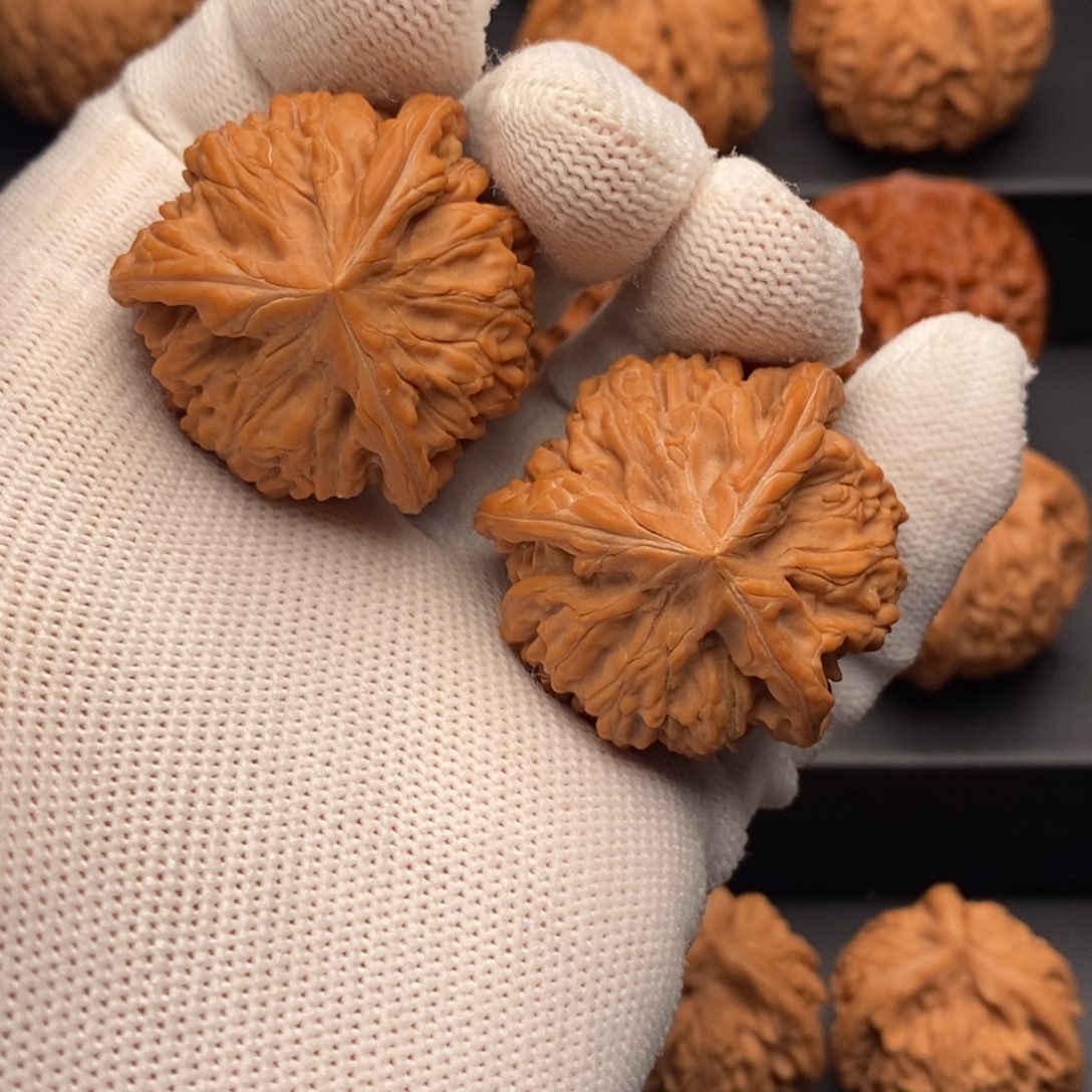 文玩核桃吊坠36御龙三棱