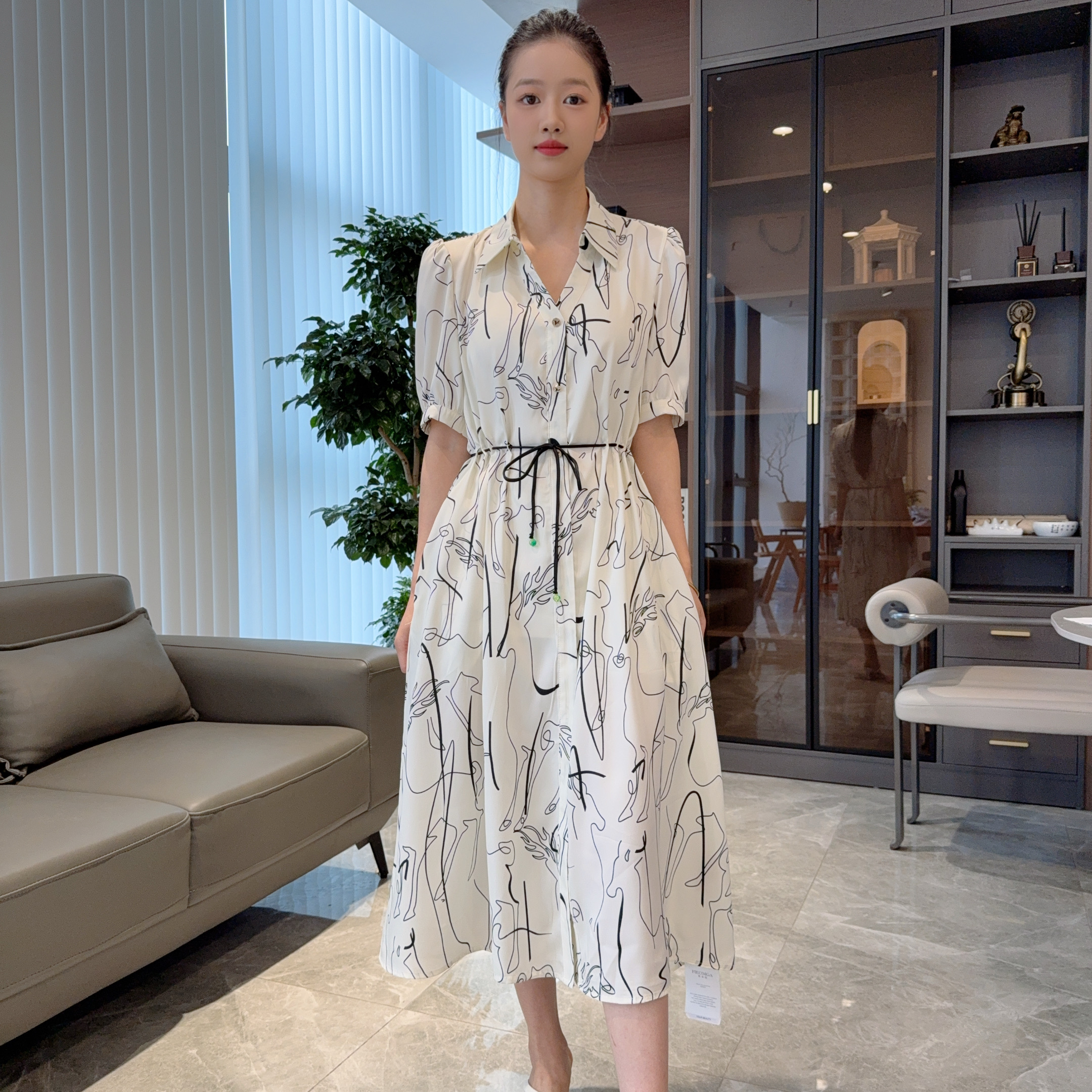 夏季重磅斜纹绸剪刀领桑蚕丝连衣裙做工高级28姆米单层轻薄不透肉