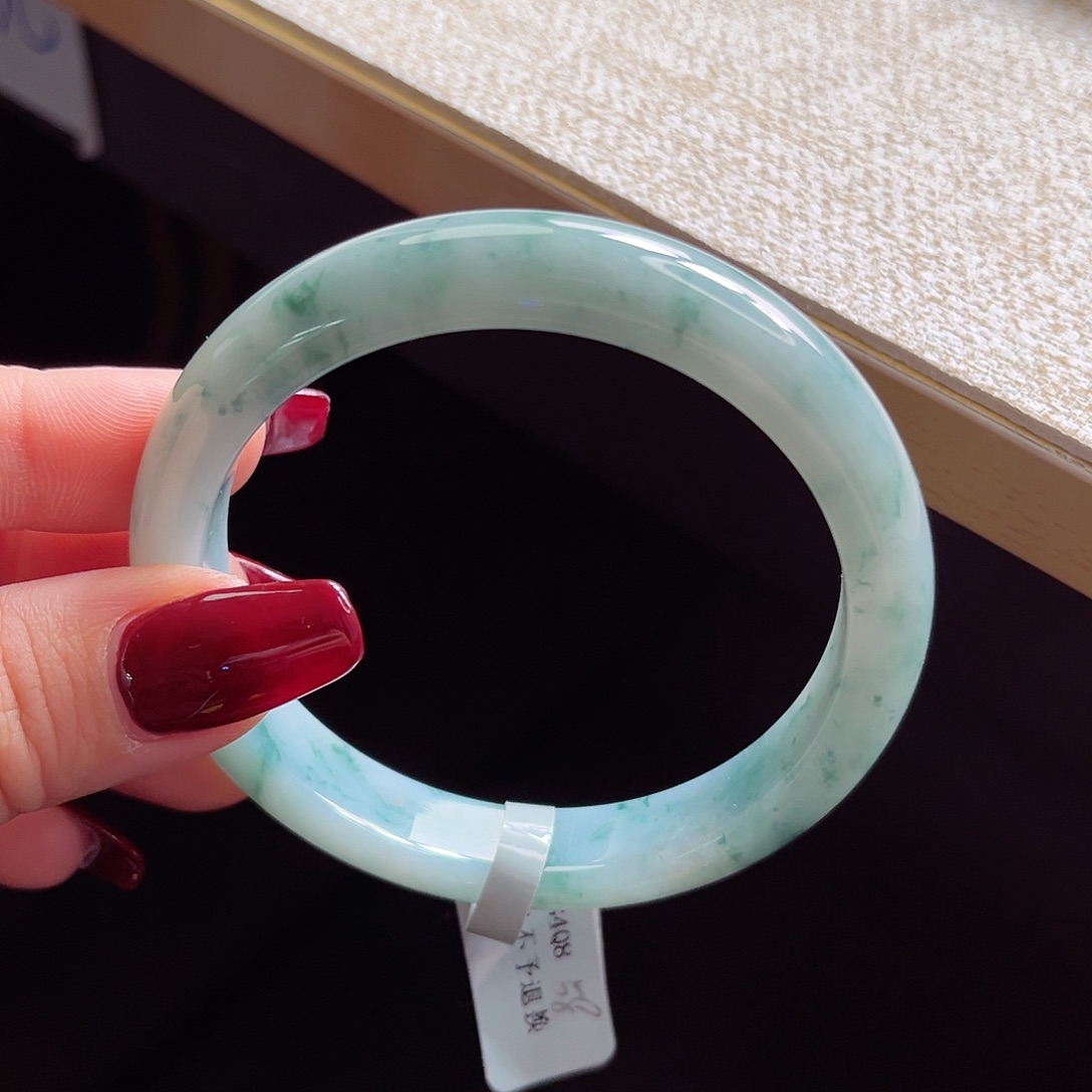 翡翠未镶嵌手镯手镯