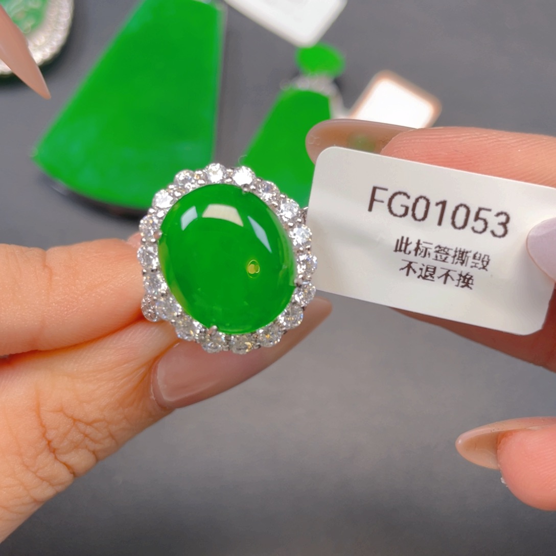 【闪购商品】颈饰银S925镶嵌翡翠翡翠