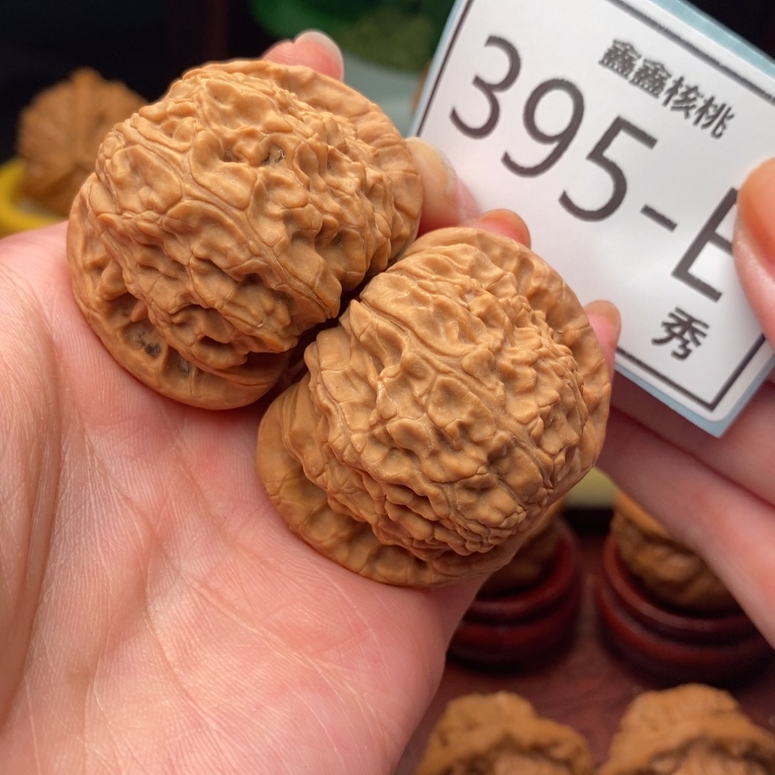 文玩核桃把件白狮42
