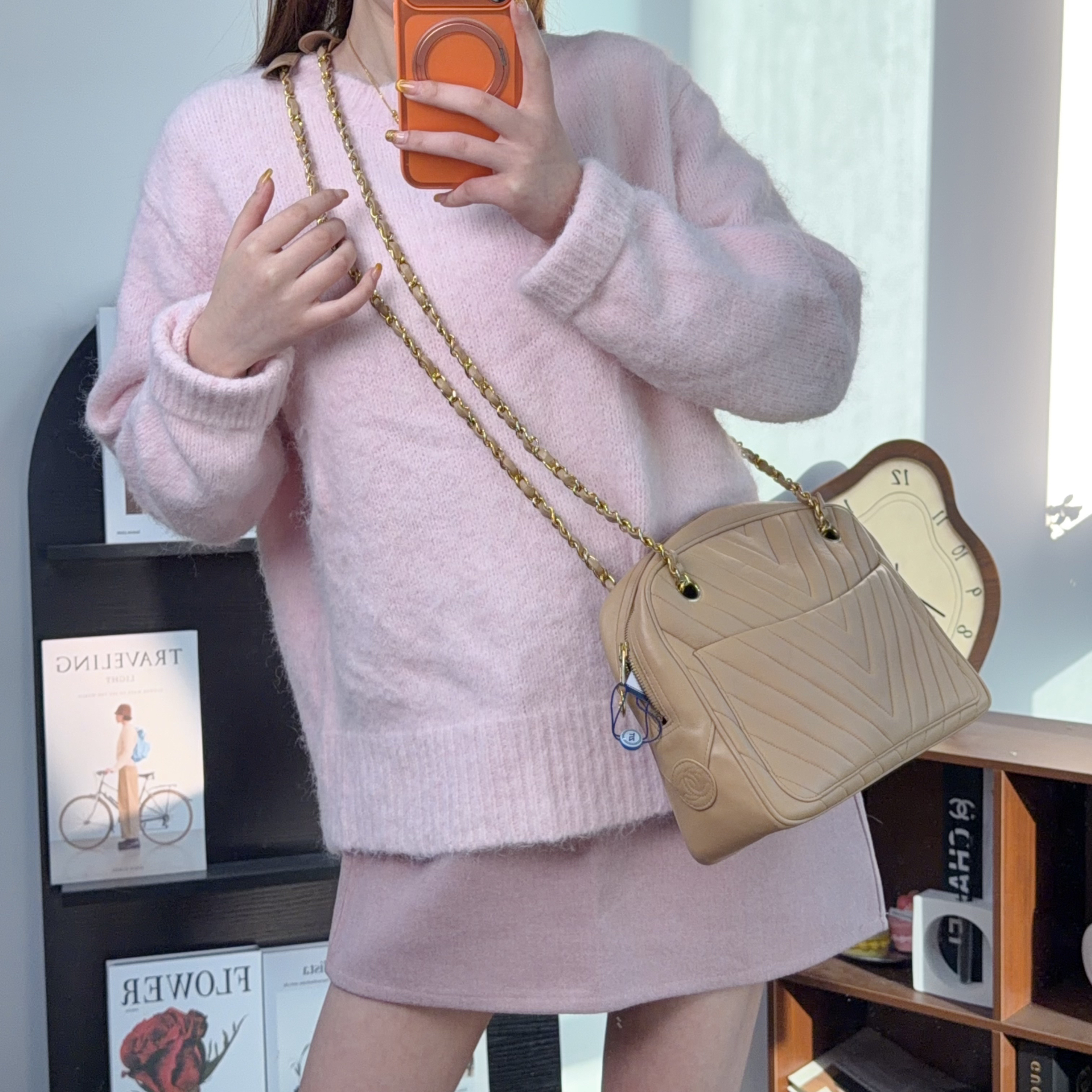 95新 Chanel/香奈儿 95新皮串链奶茶色斜挎单肩包 TH817