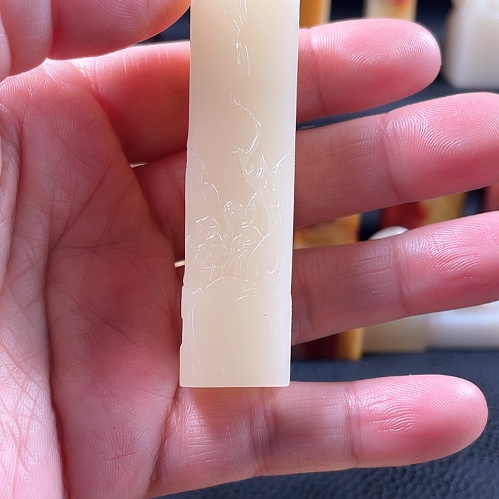 寿山石印石寿山老性芙蓉石薄意章