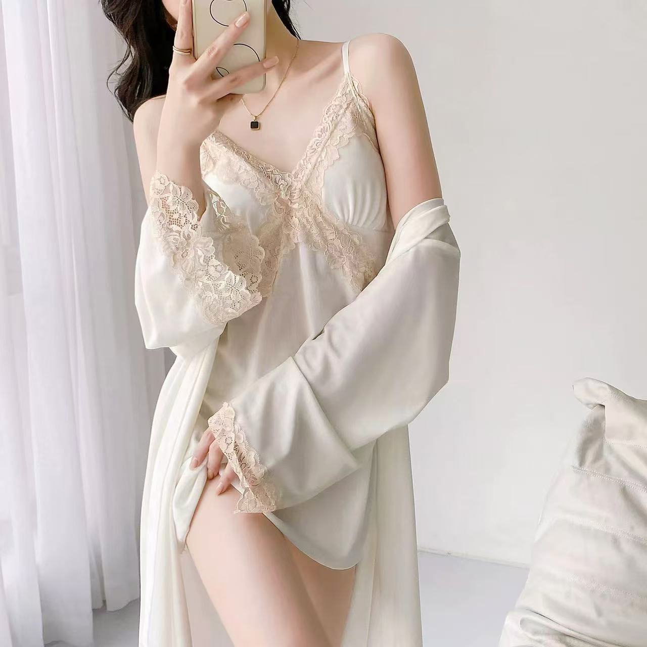 【未央央】金丝绒睡衣女秋冬长袖睡袍春秋季性感蕾丝吊带睡裙家居服