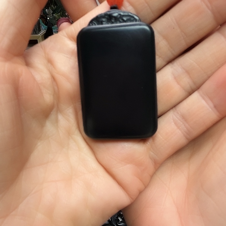 A***g和田玉（墨玉）未镶嵌手链平安牌