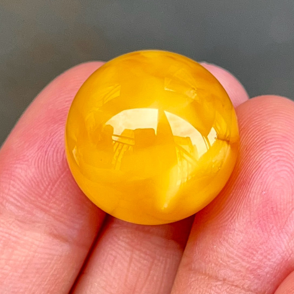 19+焦皮料鸡油红花蜡珠子