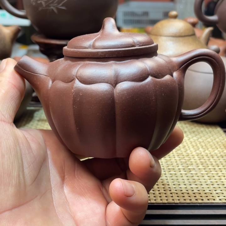 茶壶紫砂紫泥合菱壶手工制作