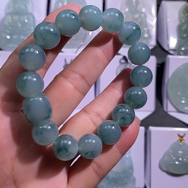 翡翠未镶嵌颈饰手串