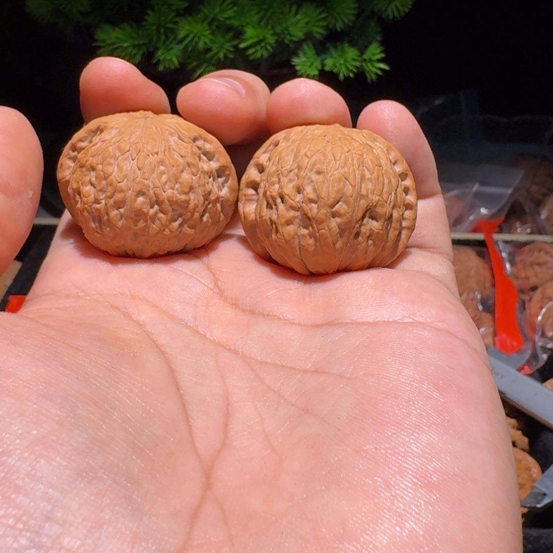 F***d吊坠文玩核桃铁锤