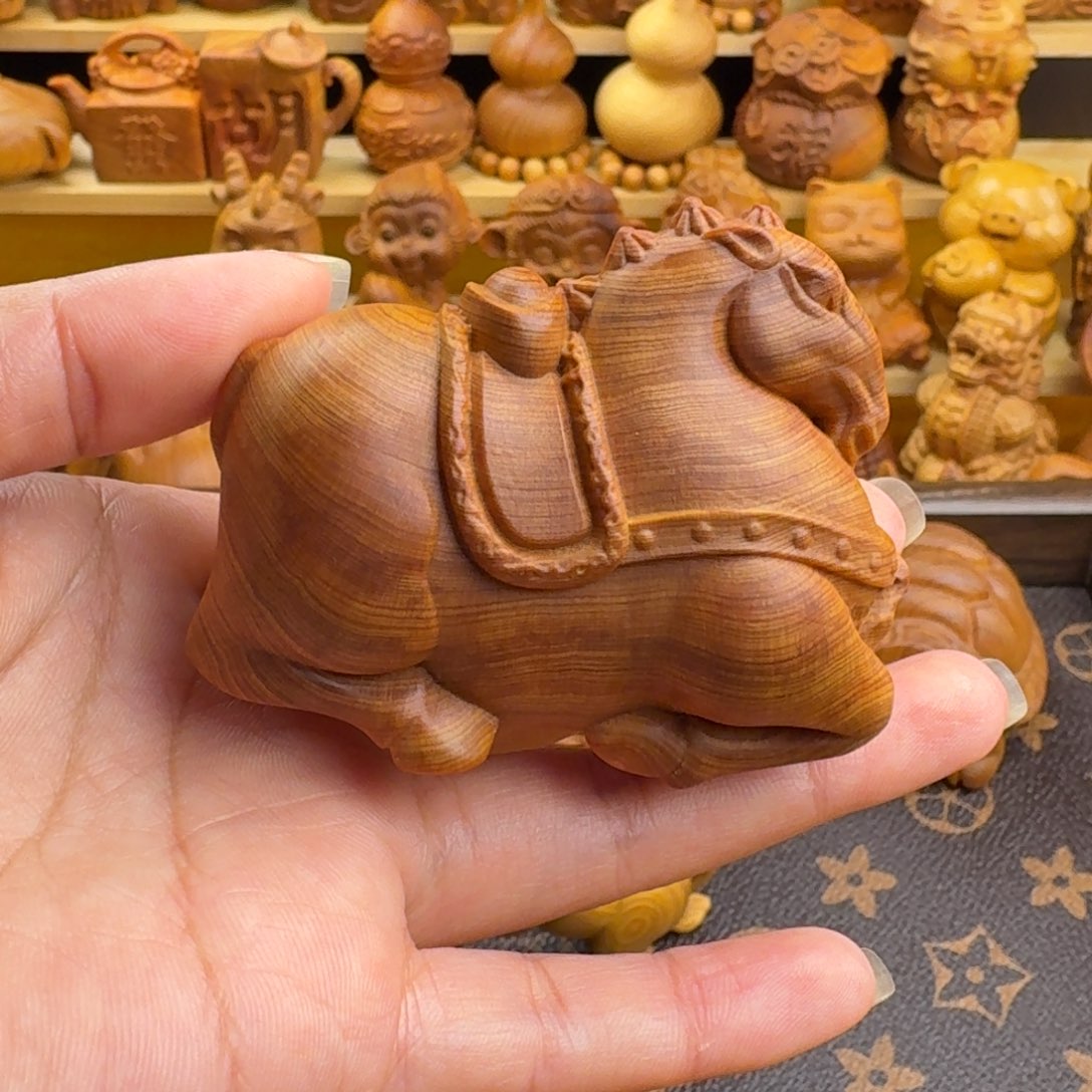 泥***人柏木（崖柏）崖柏马上有米，一物一拍