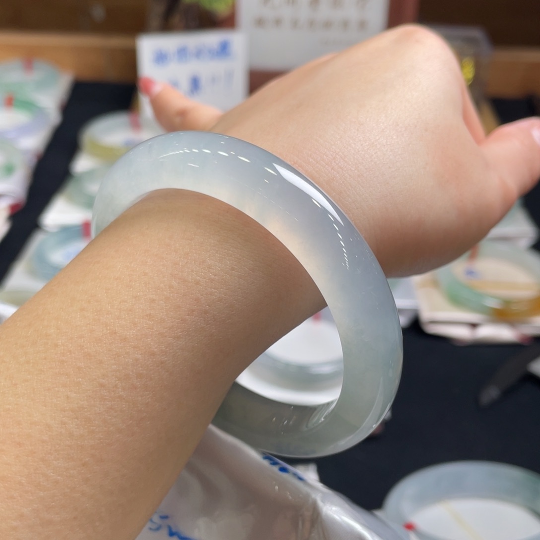 翡翠手镯未镶嵌59.5正