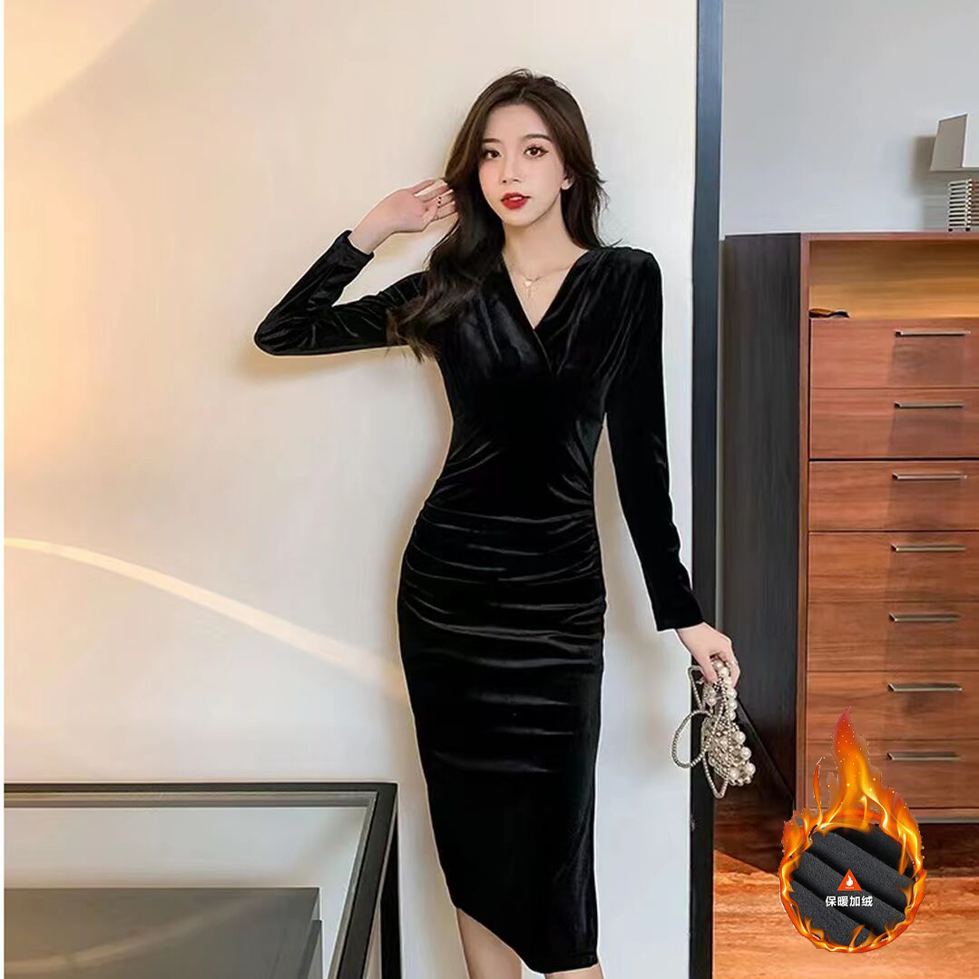 金丝绒低开叉连衣裙秋季修身名媛对襟法式黑色裙子