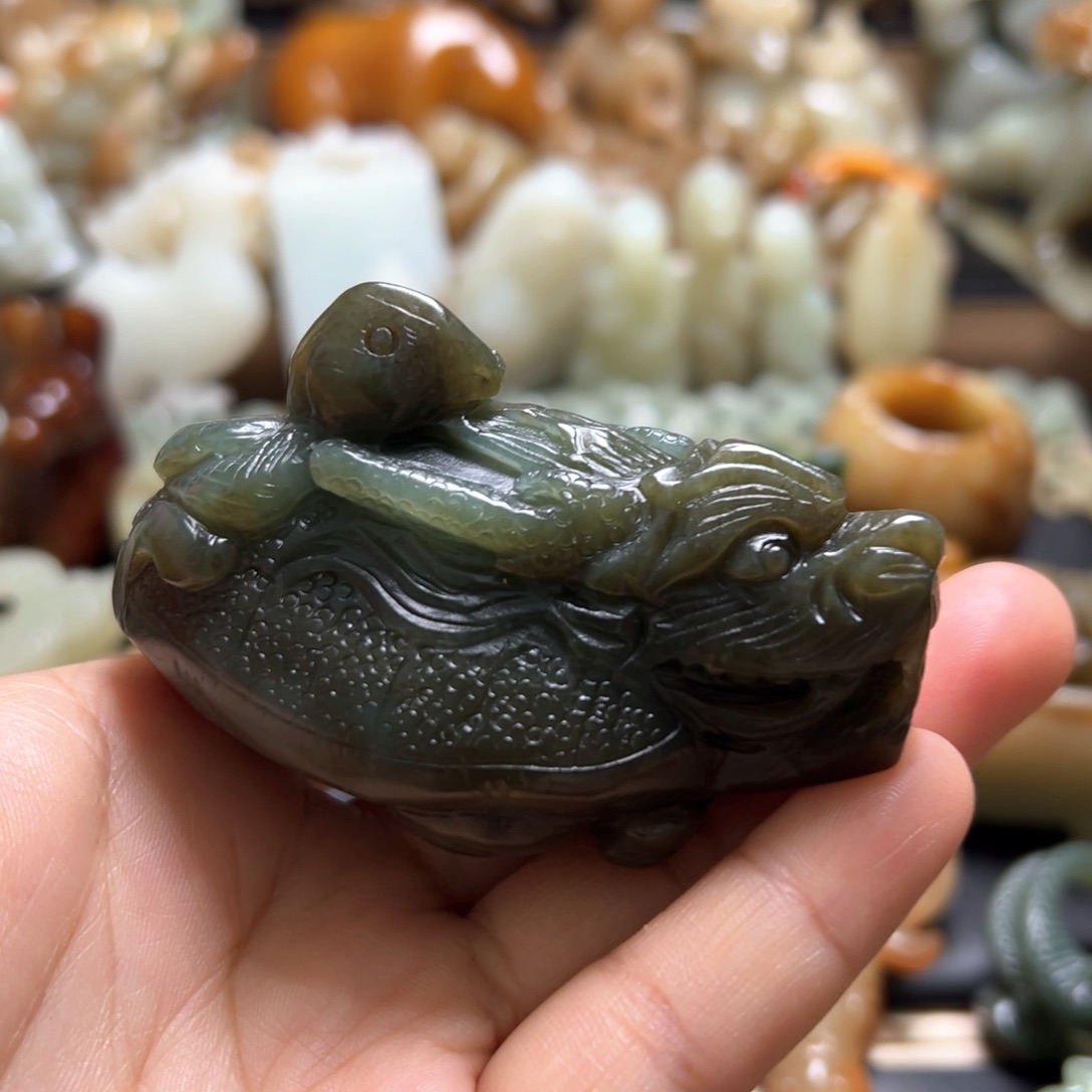 和田玉（糖玉）颈饰未镶嵌