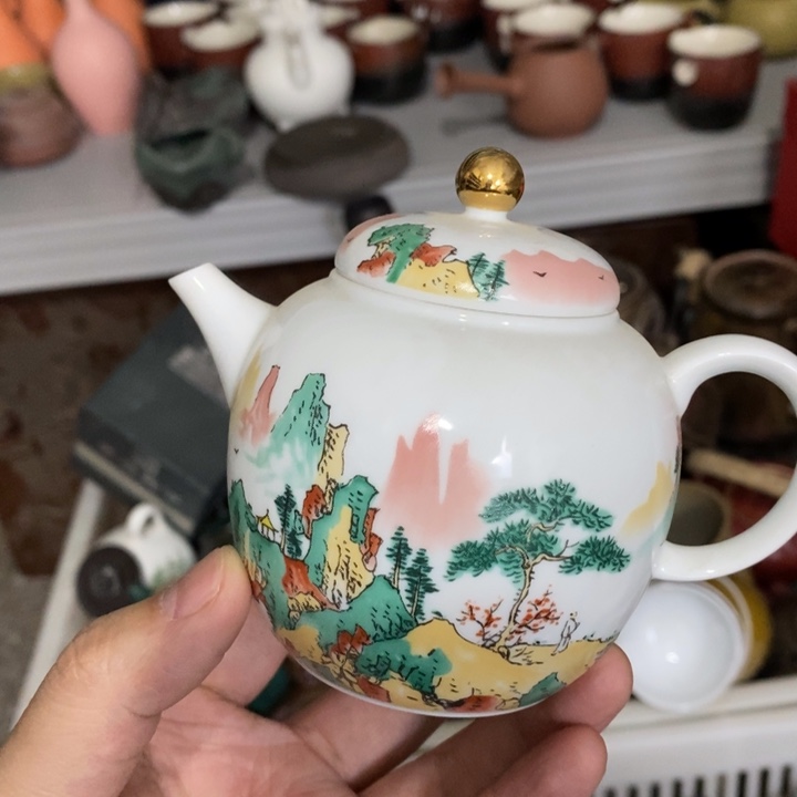 陶瓷艺术品及陶瓷制品