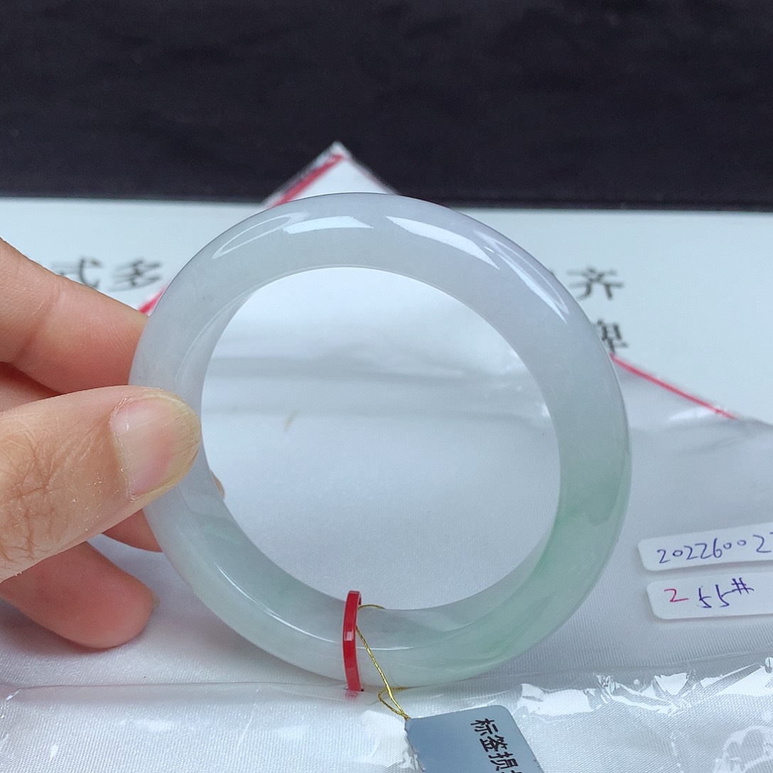 翡翠手镯未镶嵌55圈0279
