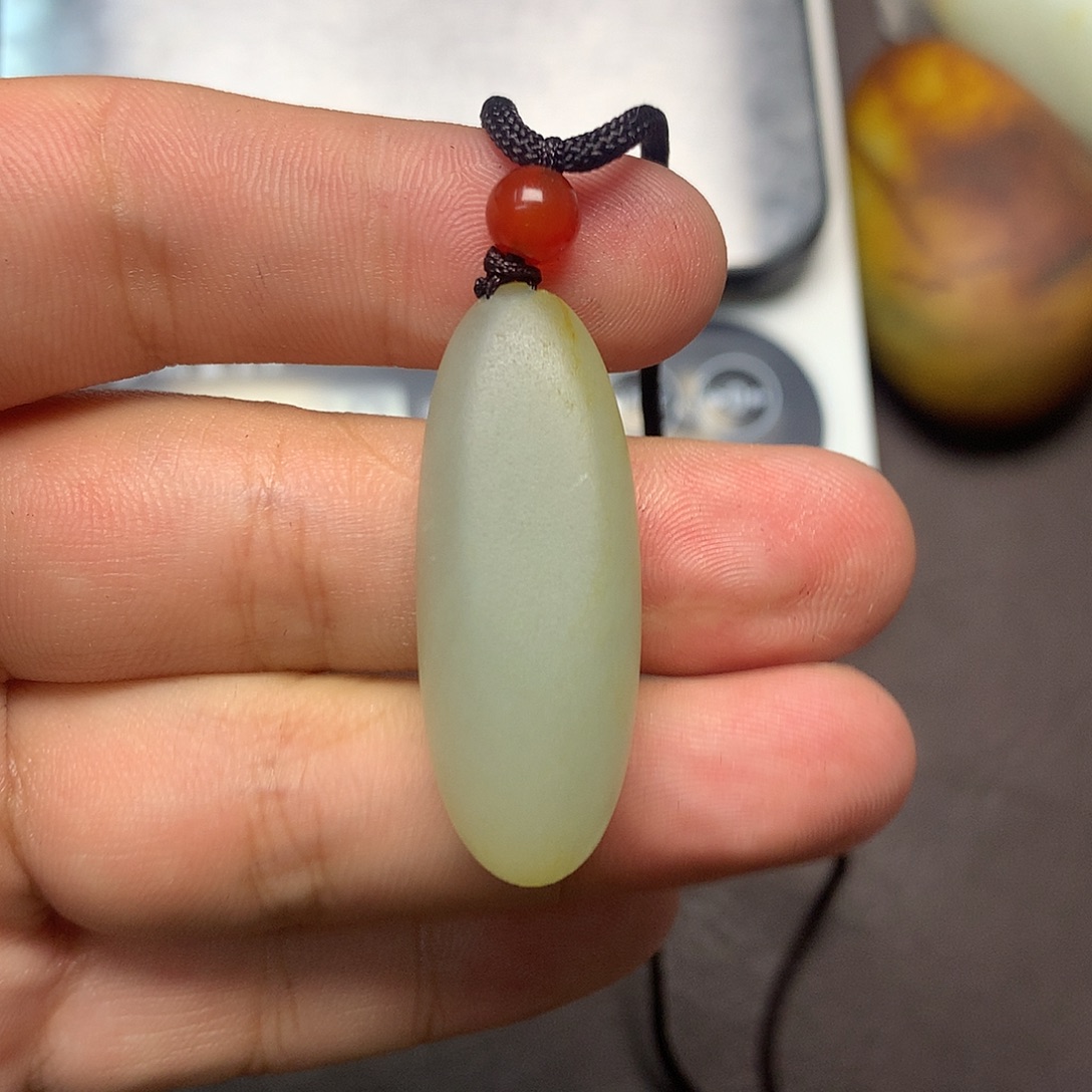 和田玉（糖玉）未镶嵌挂件