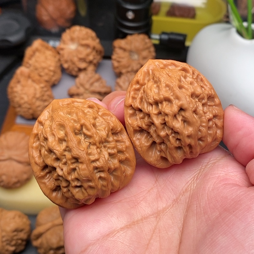 【闪购商品】文玩核桃把件金公子38.5