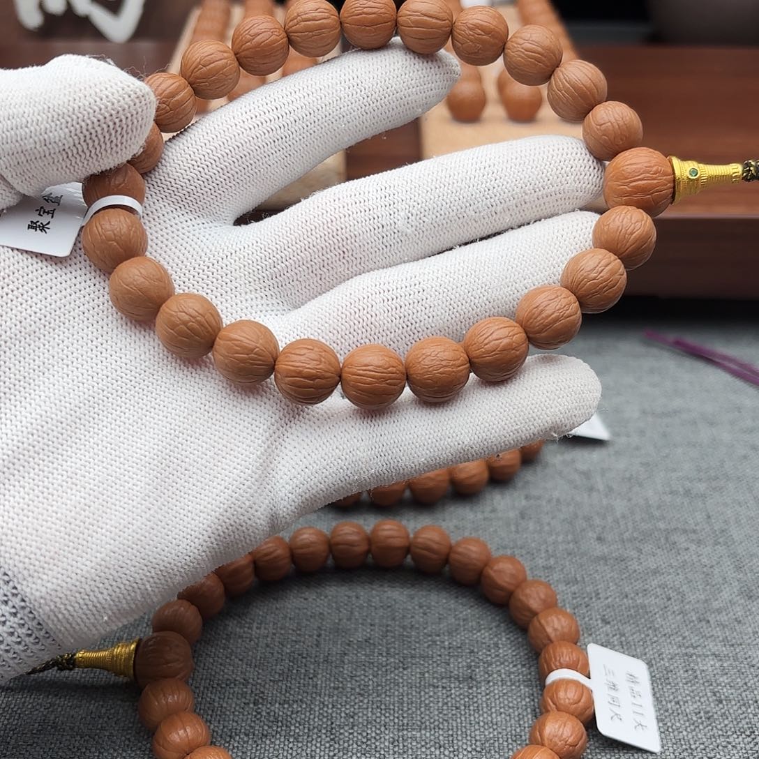 灰***迹文玩核桃吊坠三维同尺盆