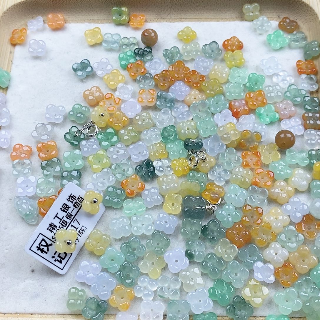 翡翠未镶嵌颈饰桂花任挑