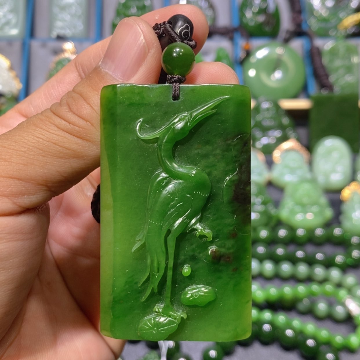 【闪购商品】和田玉吊坠(不含链)未镶嵌俄七红皮老料一路连科