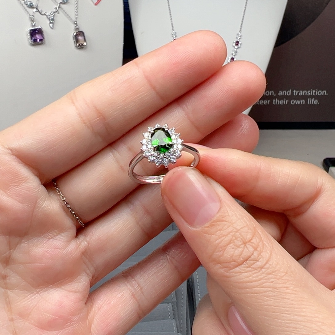 透辉石银S925镶嵌吊坠