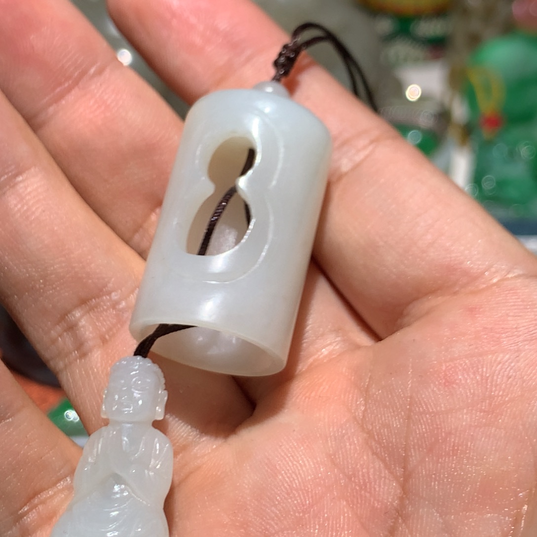 和田玉（糖玉）挂件未镶嵌南****水