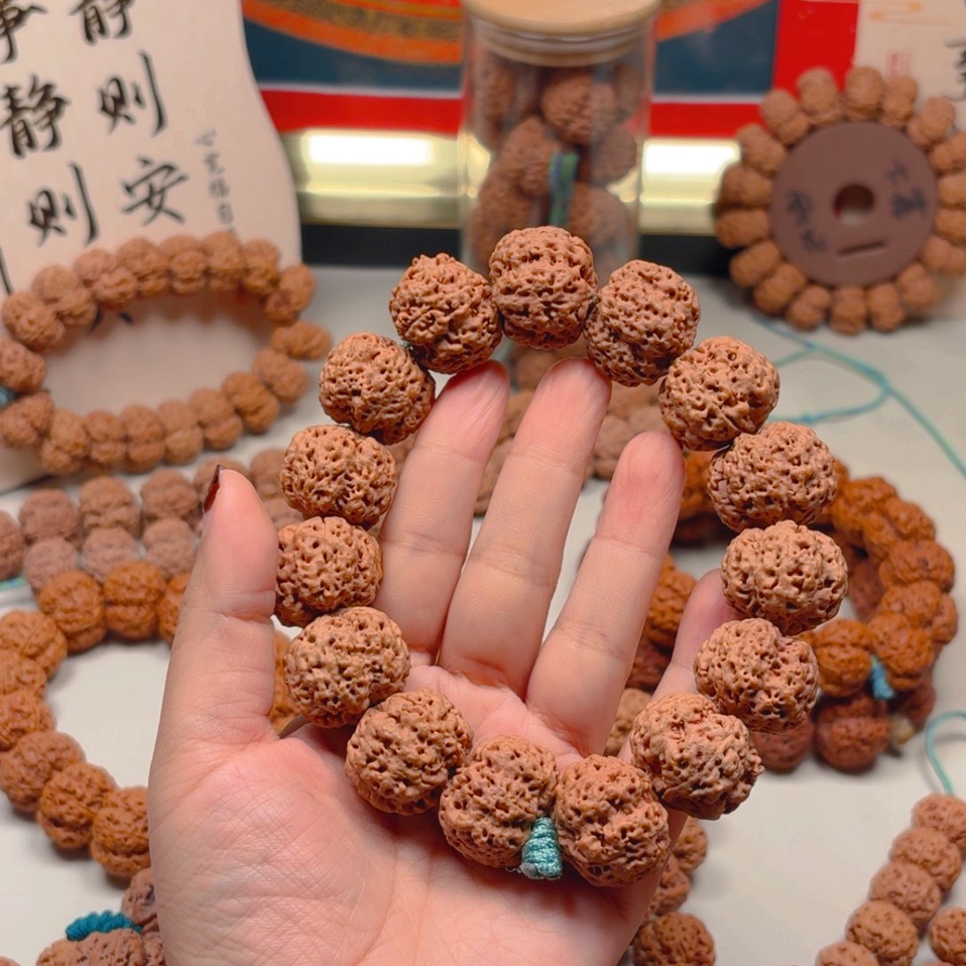 手串金刚菩提2号25尺寸爆肉蜂王