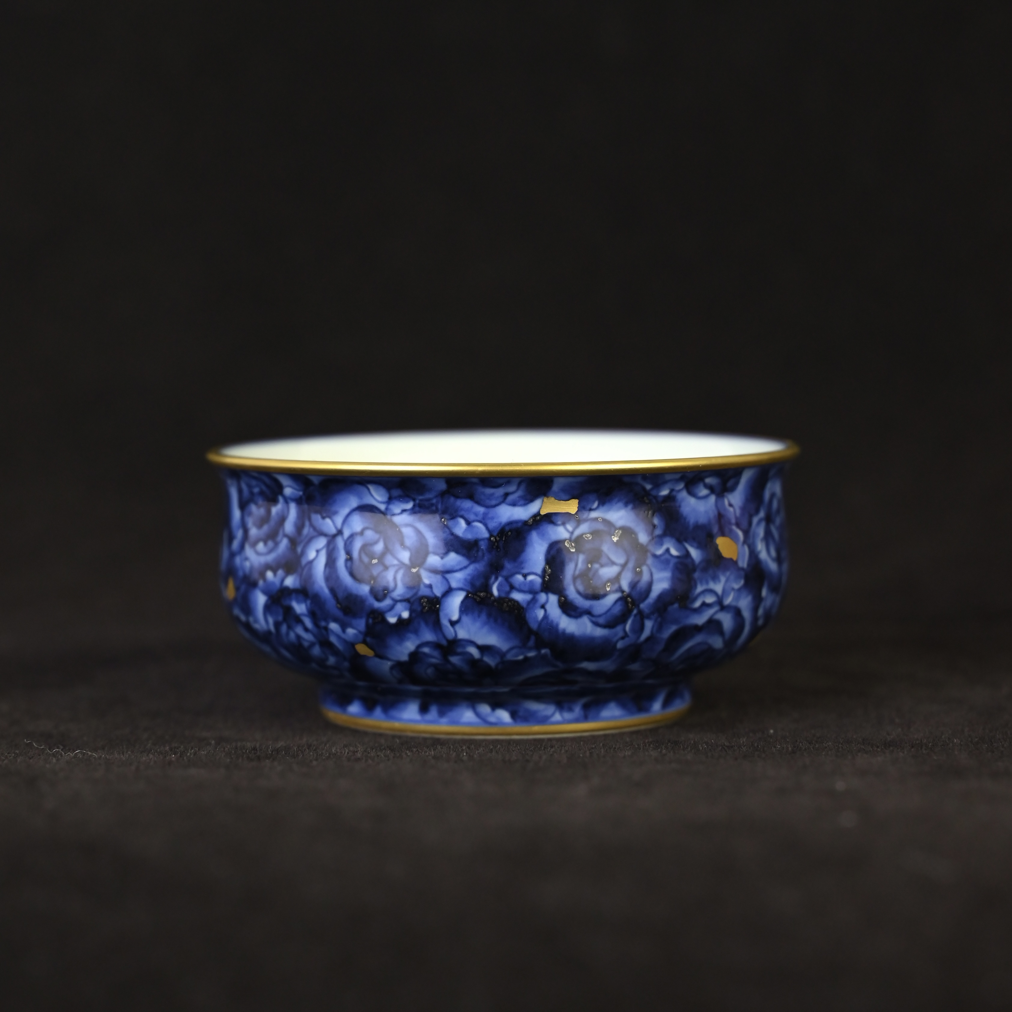 雯华堂 景德镇仿明青花描金满工月季矮炉式杯 满容约120cc