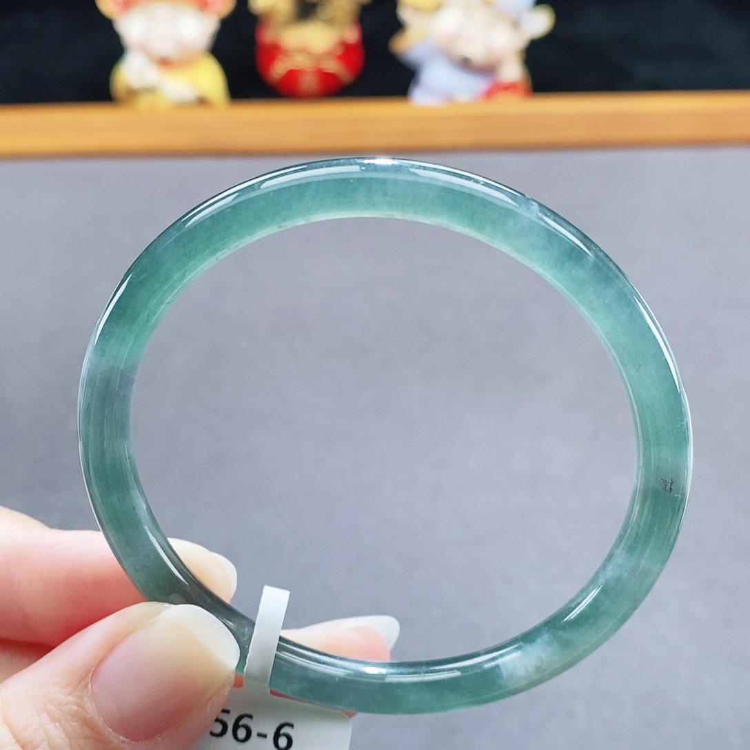翡翠未镶嵌手镯116