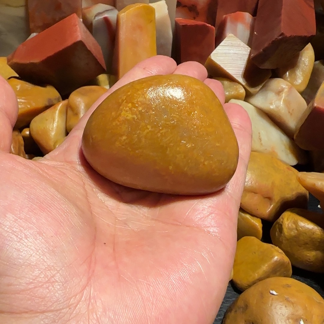 老挝石田黄原石，漂亮的