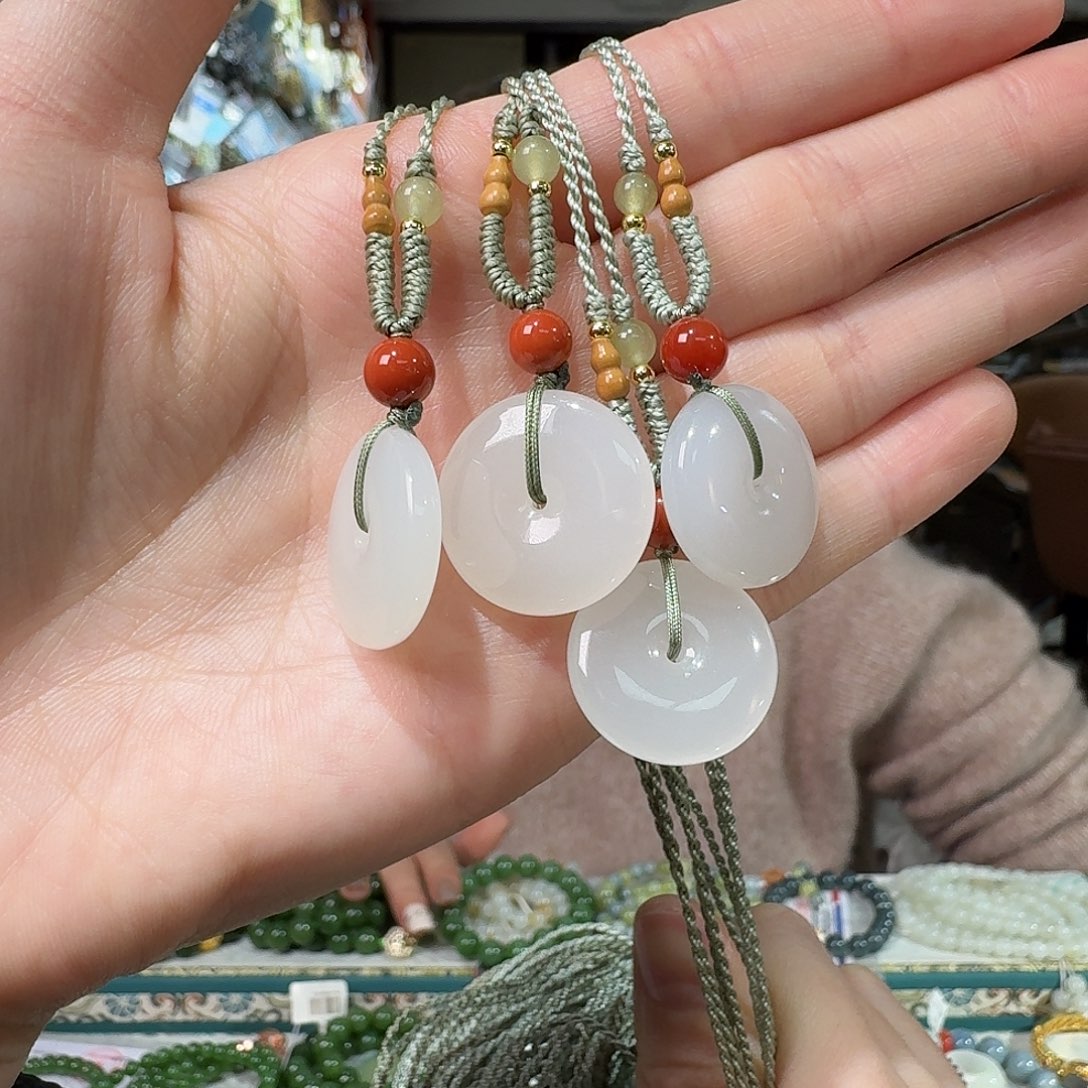 和田玉未镶嵌手链拍一发一多样性发货