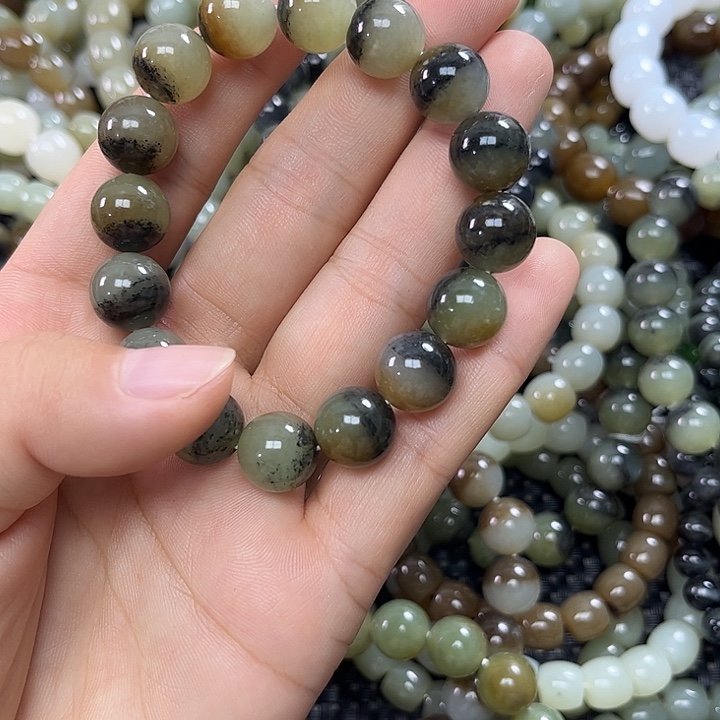 *****未镶嵌手链和田玉