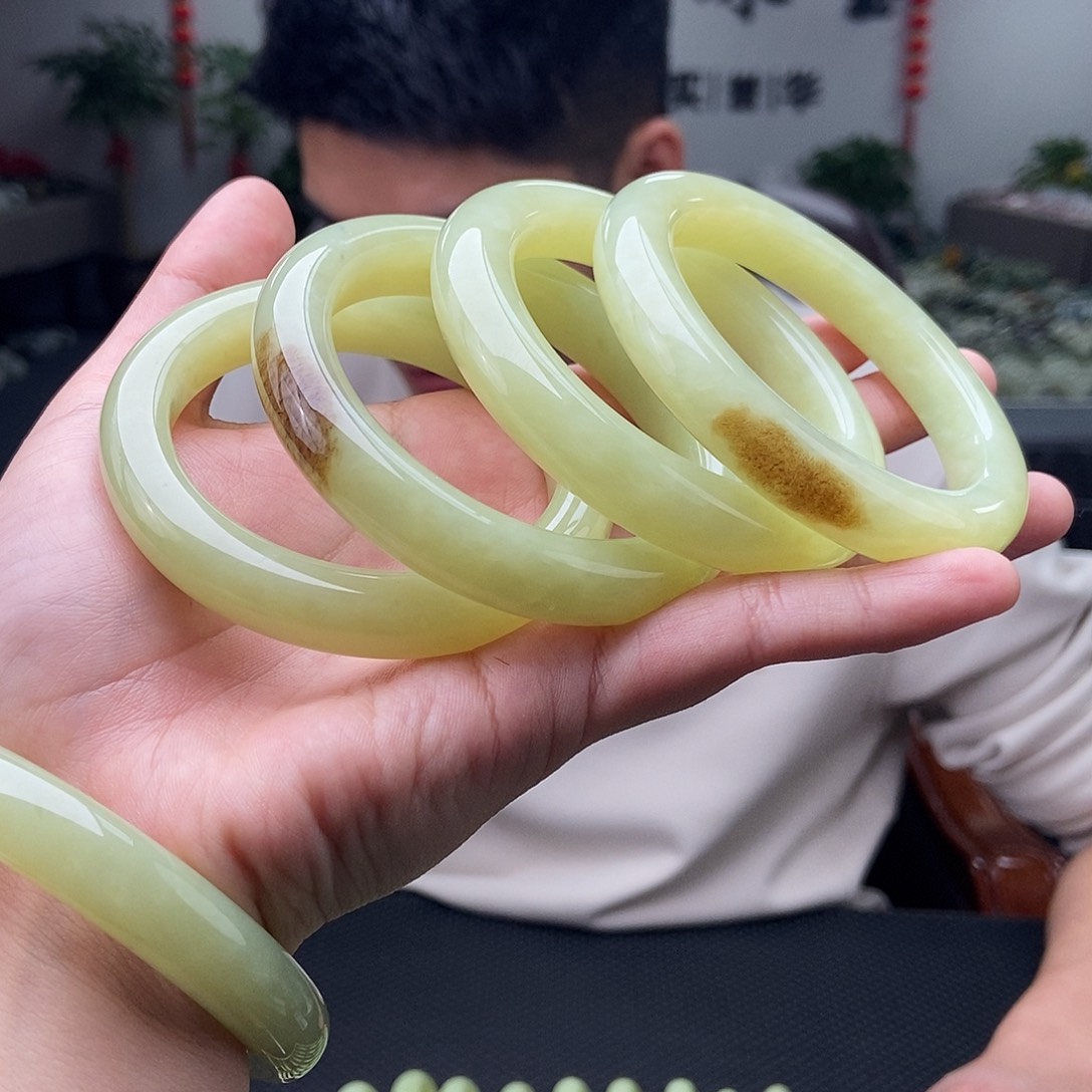 和田玉50-59颜色多样性发拍一发一未镶嵌