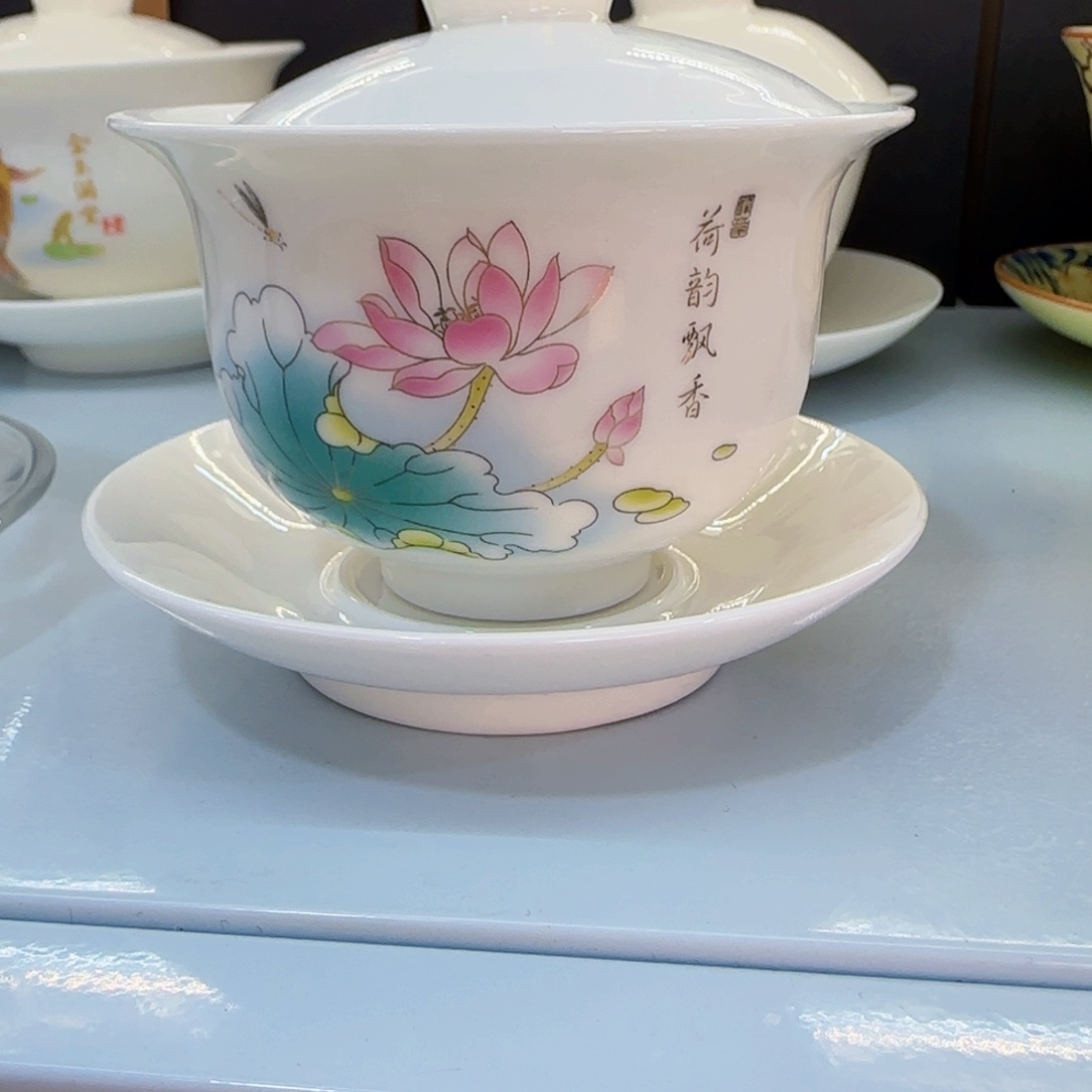 这些盖碗真好看！！！