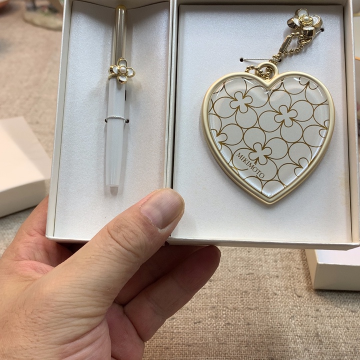 ****朝金瓷阁家的美丽瓷器