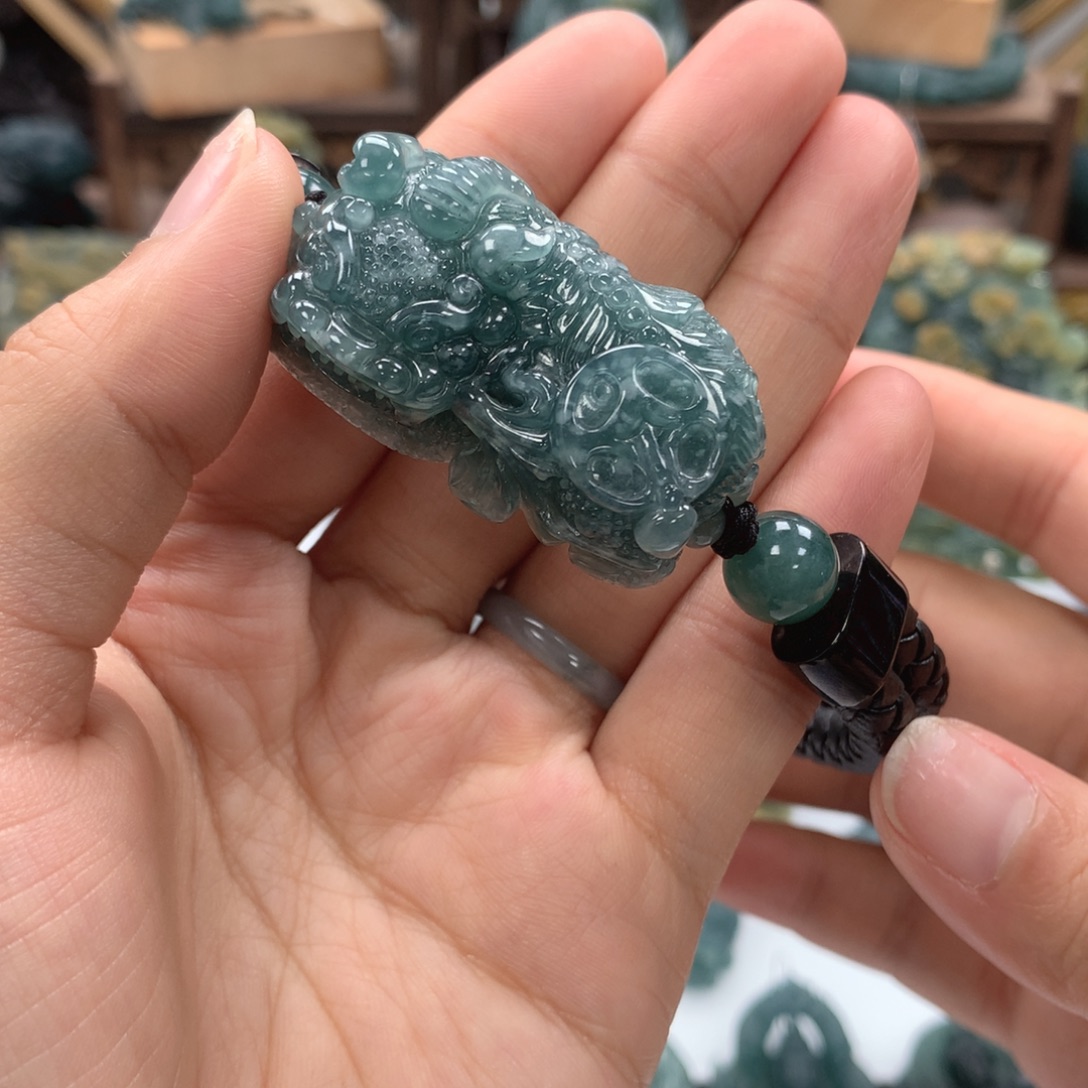 翡翠未镶嵌颈饰天然翡翠