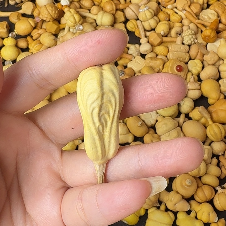 兴***娜葫芦山公园和新世纪百货街是我们