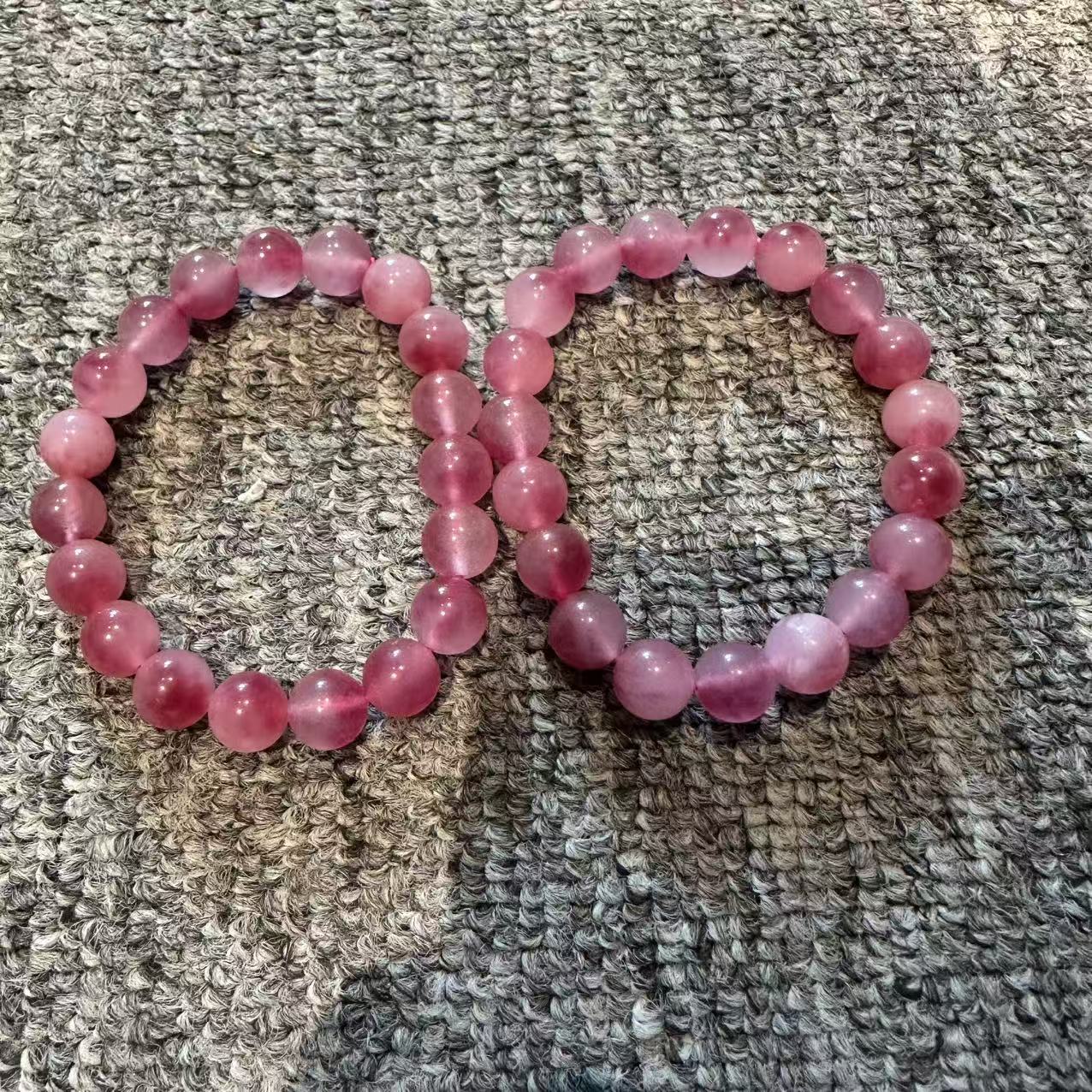 走进万家专属 F084 手串