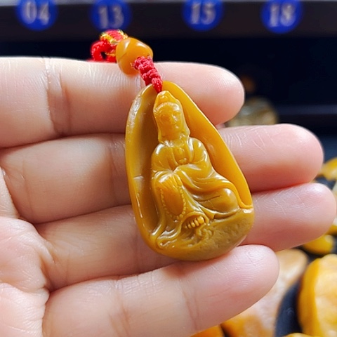 田黄石马****）田黄石挂件