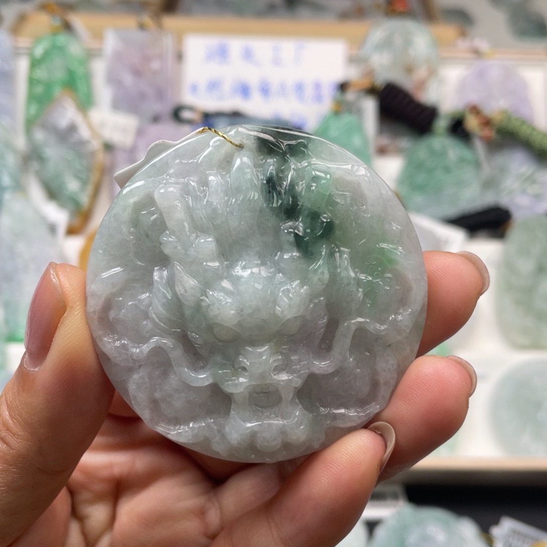 翡翠吊坠(不含链)未镶嵌