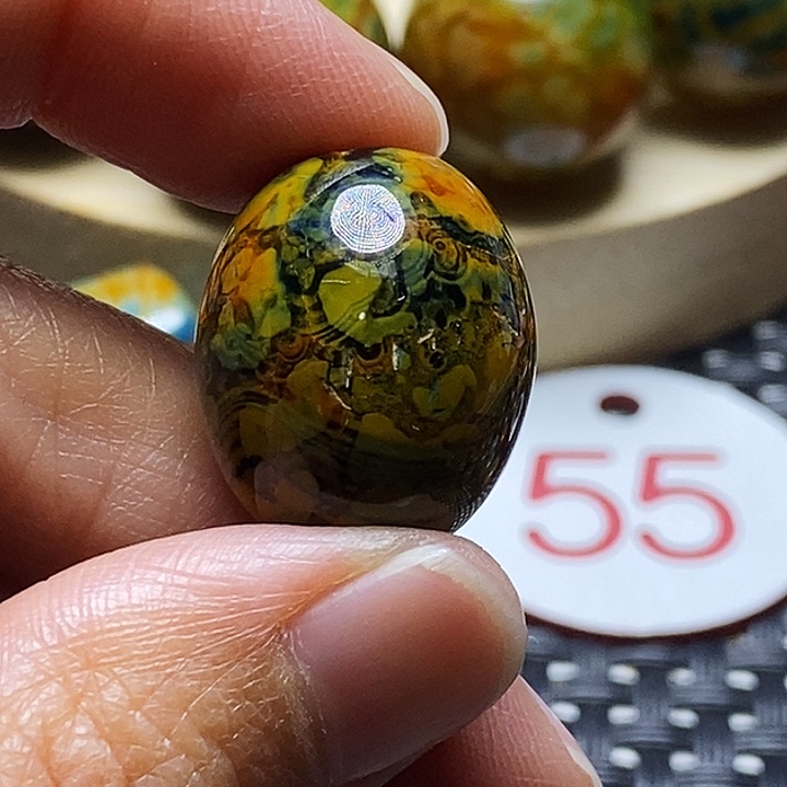 墨***白玛瑙/玉髓未镶嵌颈饰