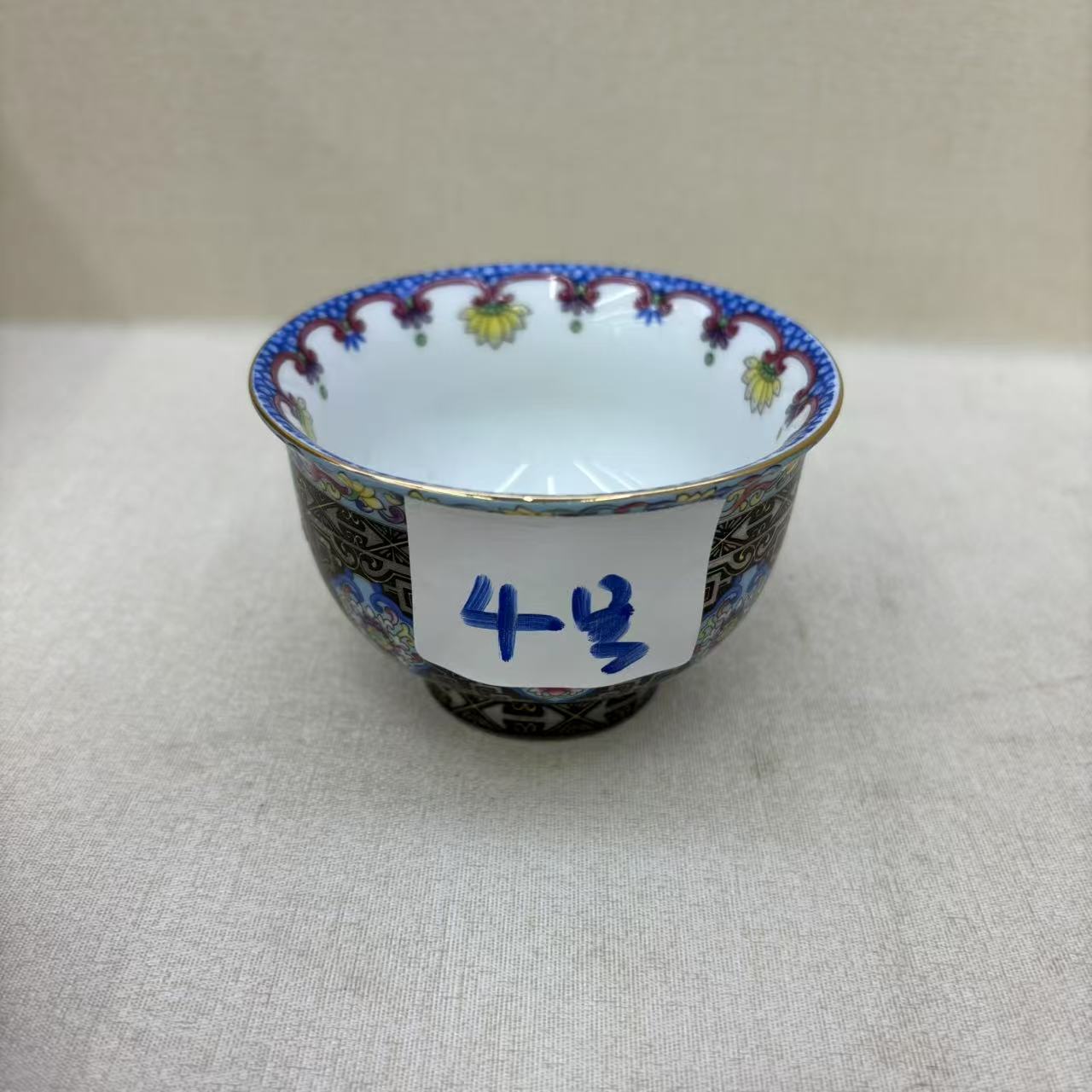 （代拍链接4）珐琅彩陶瓷收藏杯