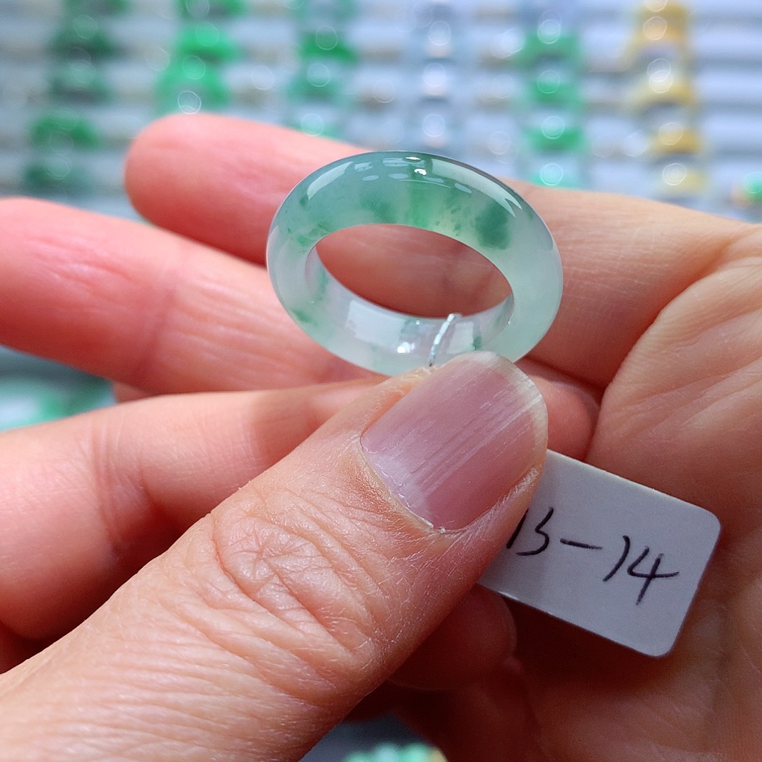 翡翠戒指未镶嵌13-14号