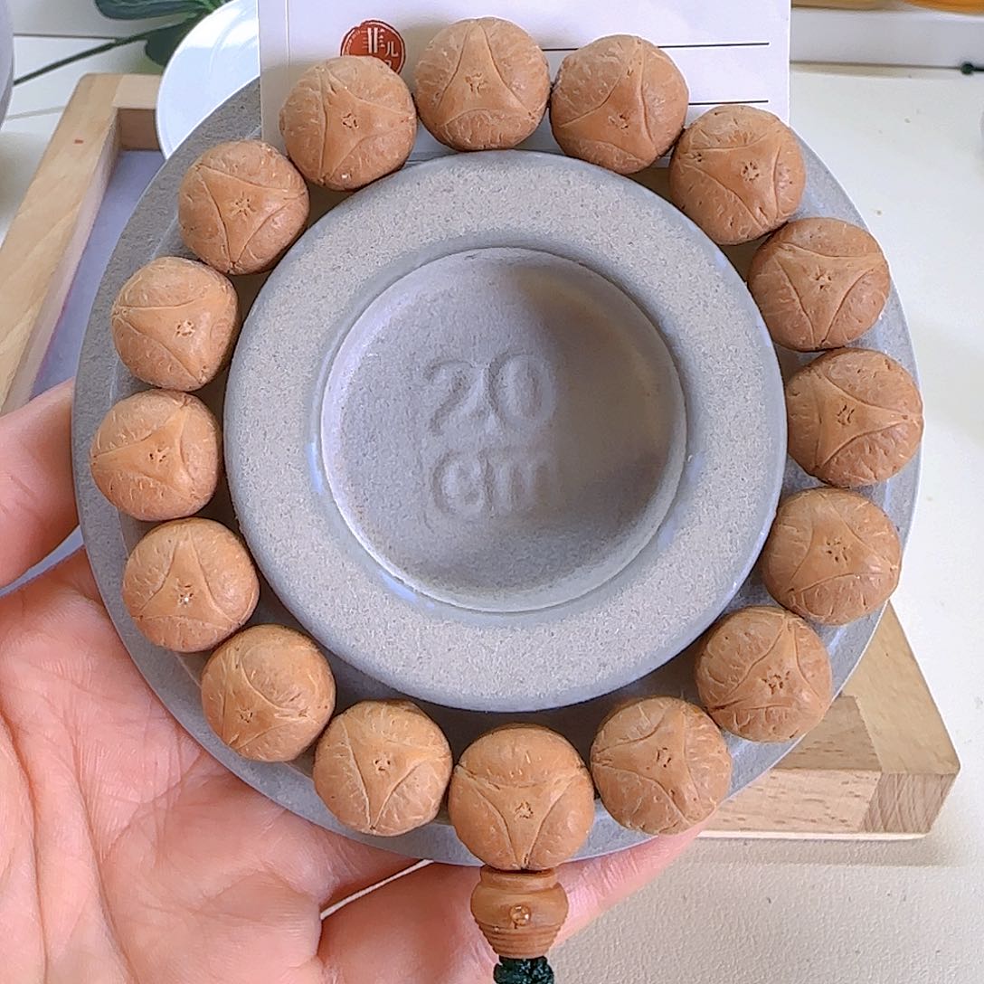 龙眼菩提手串83@1202.16龙福利