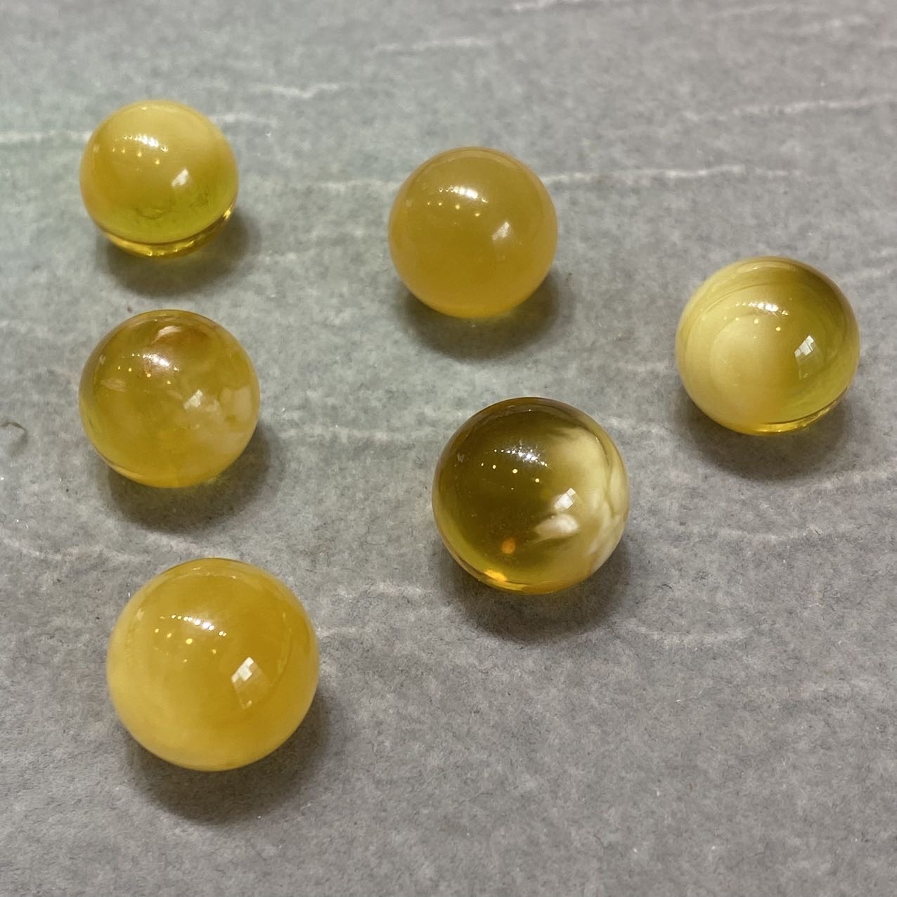 【阿钰推荐】LY33439-蜜蜡圆珠-尺寸14+ 多样性发其一-14+mm